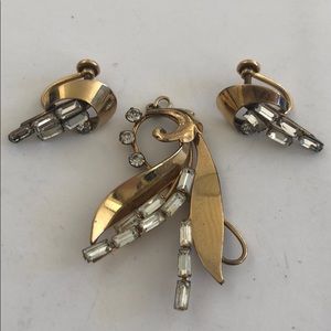 Van Dell 1/20 12k Gold Filled set Earrings pendant